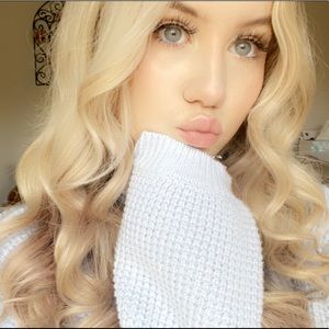 Meet your Posher, Ava